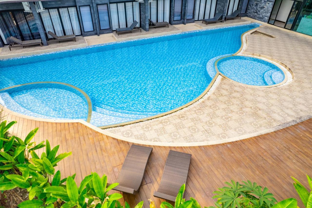 Raintree Condominium チエンマイ エクステリア 写真