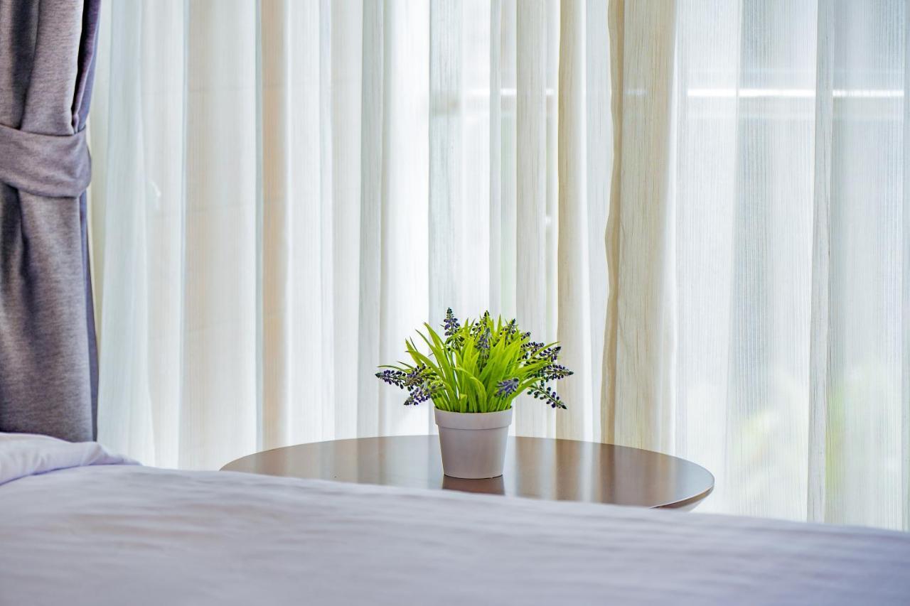 Raintree Condominium チエンマイ エクステリア 写真